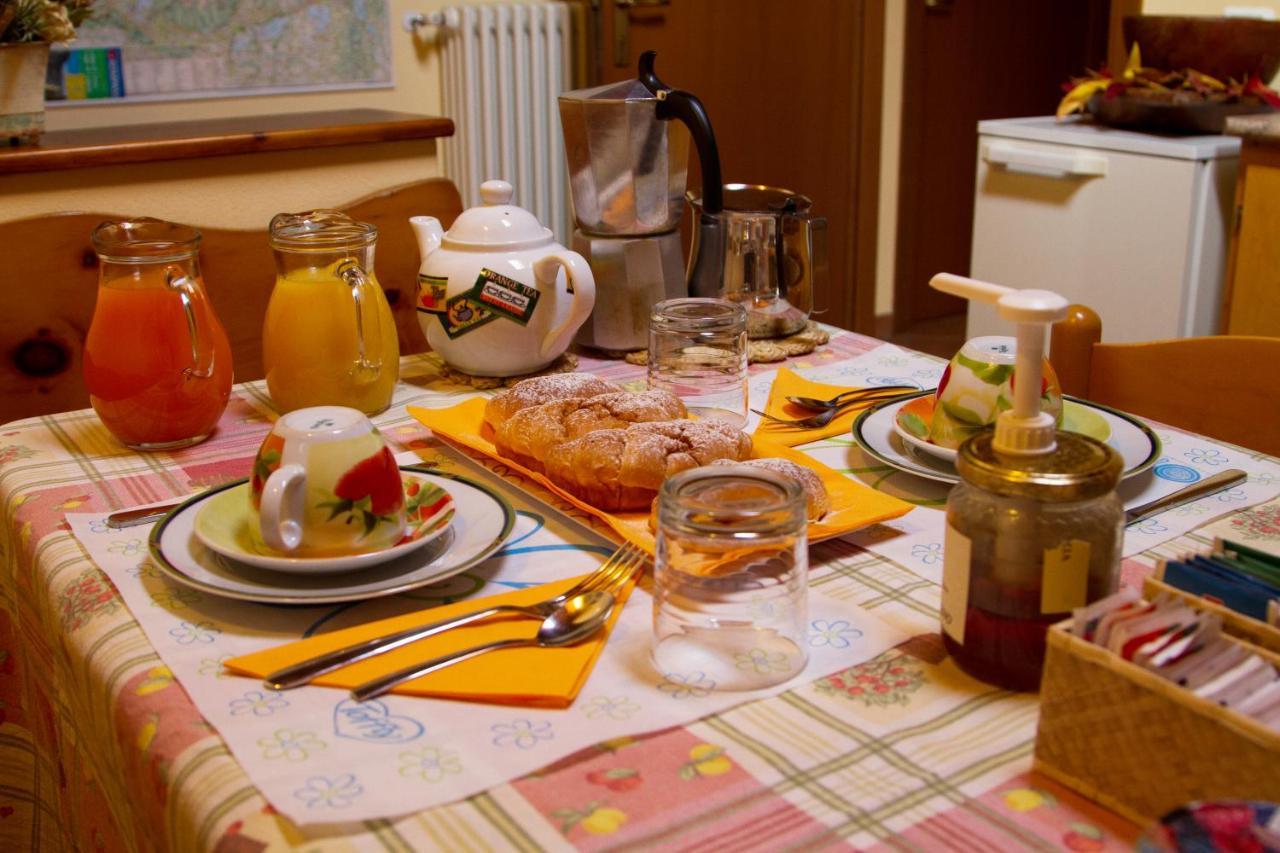 Guest House Il Nido Dello Svasso -Foresteria Lombarda- Sorico Extérieur photo